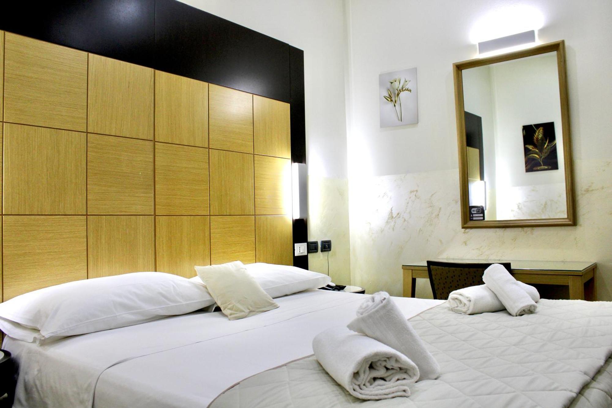 Hotel Fiorella Milano, Milan